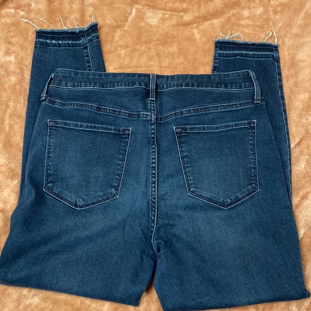 Jean - Picture 3 of 6